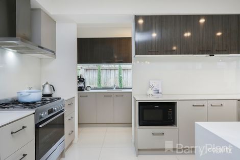 Property photo of 11 Myoora Crescent Greenvale VIC 3059