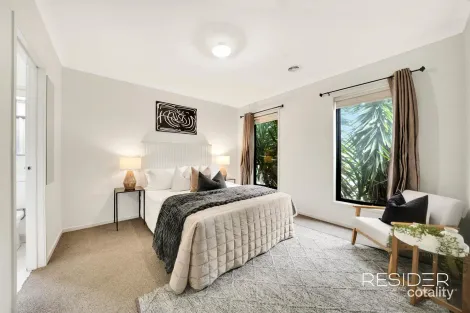 Property photo of 42 Plume Drive Mernda VIC 3754