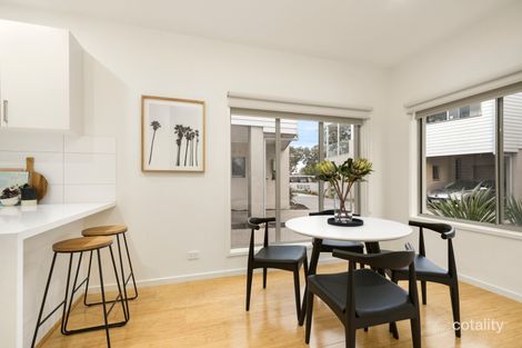 Property photo of 9/11 Basil Street Newport VIC 3015