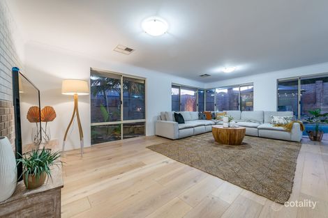 Property photo of 2 Oorama Court Ocean Reef WA 6027