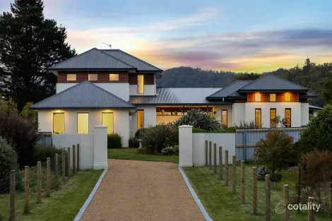 Property photo of 8 Frederick Street Cygnet TAS 7112