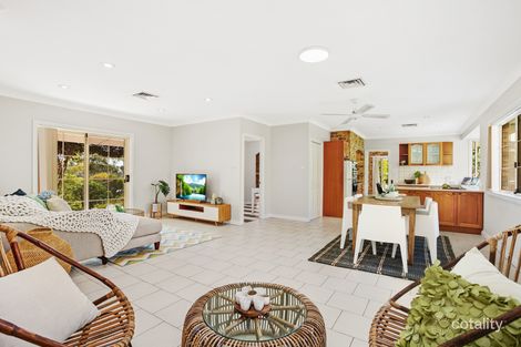 Property photo of 2 Victor Close Green Point NSW 2251