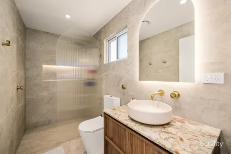 Property photo of 4 Maralinga Avenue Mermaid Waters QLD 4218