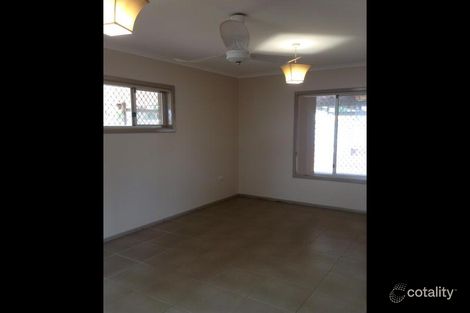 Property photo of 4 Veall Close Millars Well WA 6714