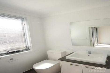 Property photo of 56 Topal Drive Officer VIC 3809