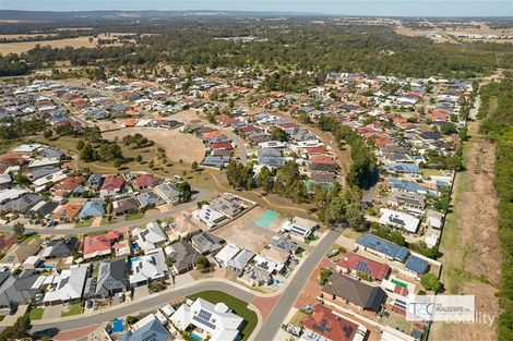 9 Country Rd, Pinjarra, WA 6208