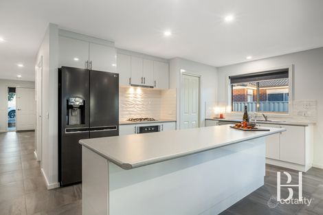 Property photo of 5 Northview Road Kilmore VIC 3764