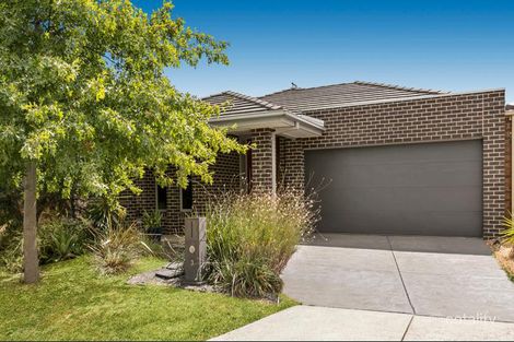Property photo of 3 Ethereal Way Sandhurst VIC 3977