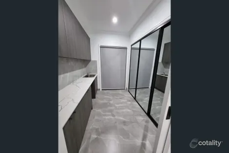 Property photo of 6 Clowes Street Mickleham VIC 3064