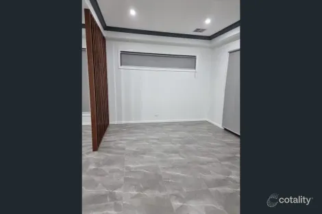 Property photo of 6 Clowes Street Mickleham VIC 3064