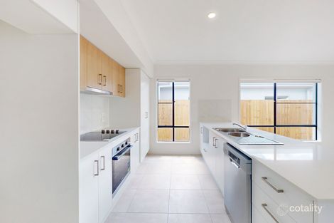 Property photo of 16 Olivia Street Flinders View QLD 4305
