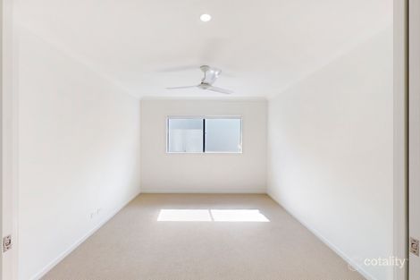 Property photo of 16 Olivia Street Flinders View QLD 4305
