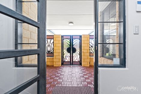 Property photo of 9 Brackenridge Ramble Meadow Springs WA 6210