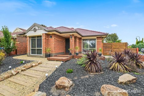 Property photo of 6 Bewley Way Berwick VIC 3806