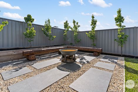 Property photo of 22 Morello Way Epsom VIC 3551