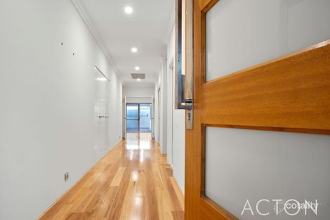 Property photo of 9 Breaksea Drive North Coogee WA 6163