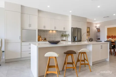 Property photo of 34/1 Grenada Way Parrearra QLD 4575