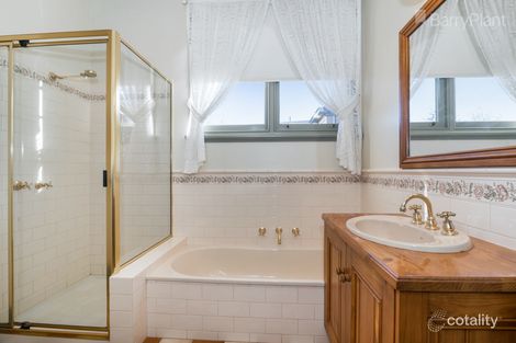 Property photo of 201 Forest Street Bendigo VIC 3550