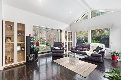 Property photo of 11 Stringybark Close Forest Hill VIC 3131
