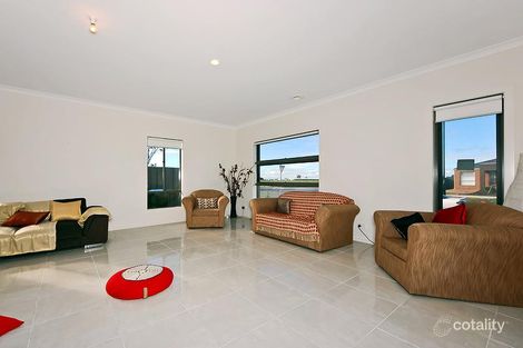 Property photo of 4 Wilandra Drive Tarneit VIC 3029