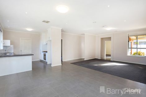 Property photo of 2/16 Chelsey Street Ardeer VIC 3022