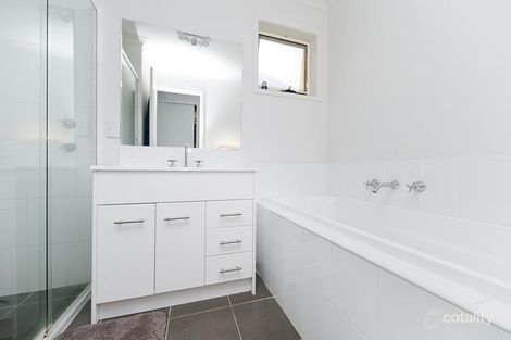 Property photo of 10/85 Macfarlane Burnet Avenue Macgregor ACT 2615