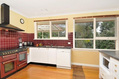 Property photo of 76 Bowen Road Doncaster East VIC 3109