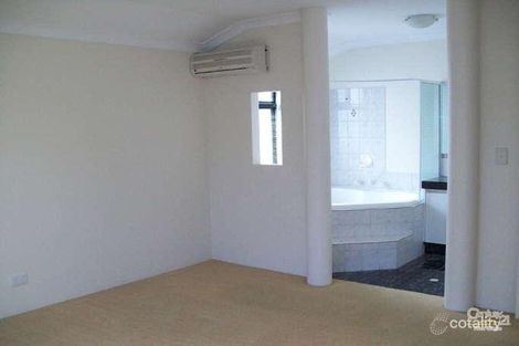 Property photo of 34 Geranium Place Canning Vale WA 6155