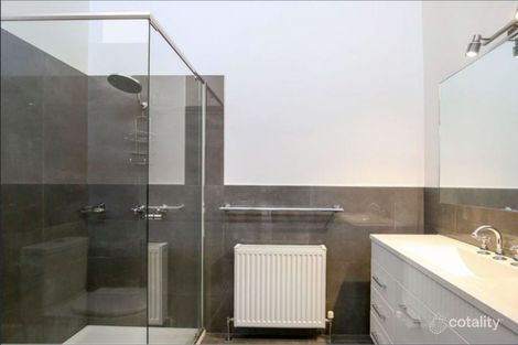 Property photo of 4/33 Holyrood Street Hampton VIC 3188