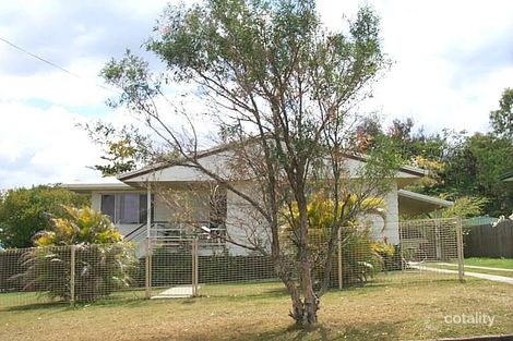 305 Saunders St, Koongal, QLD 4701