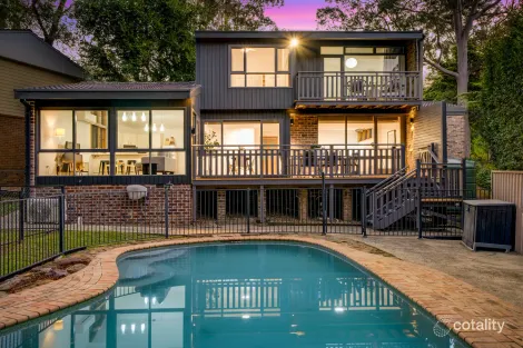 18 WAREEMBA AVE, THORNLEIGH, NSW 2120