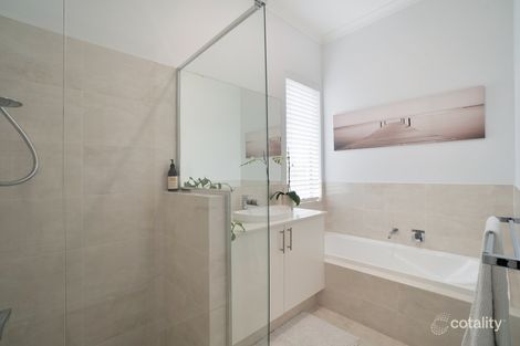 39b Halls Head Pde, Halls Head, WA 6210