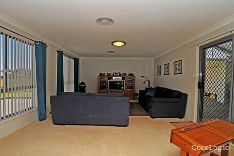 Property photo of 8 Yaldara Avenue Thornton NSW 2322