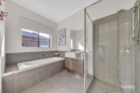 Property photo of 4 Totem Way Point Cook VIC 3030