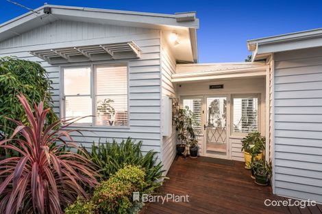 Property photo of 10 Emerald Court Belmont VIC 3216