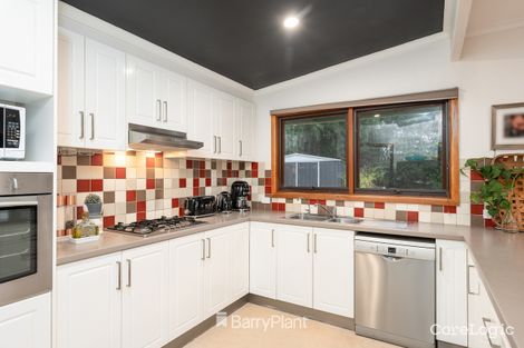 Property photo of 10 Emerald Court Belmont VIC 3216