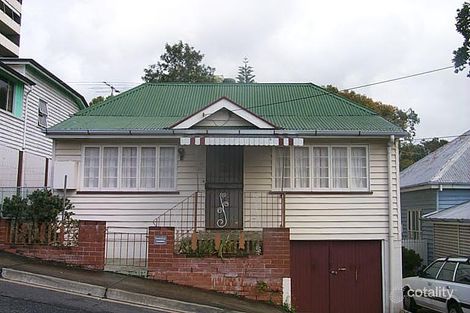 35 Colville St, Highgate Hill, QLD 4101