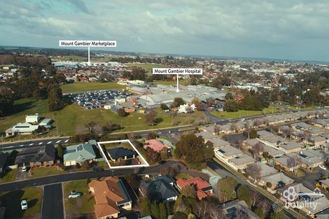 Property photo of 4 Hill Crescent Mount Gambier SA 5290