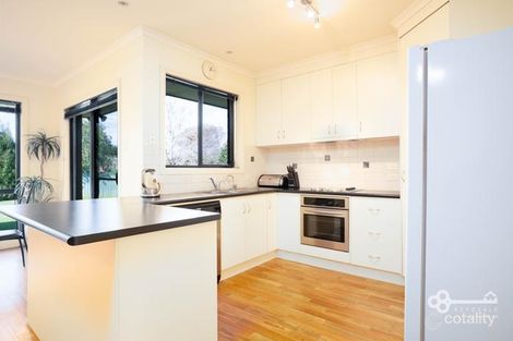 Property photo of 4 Hill Crescent Mount Gambier SA 5290