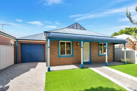 15 Squires Ct, Caroline Springs, VIC 3023