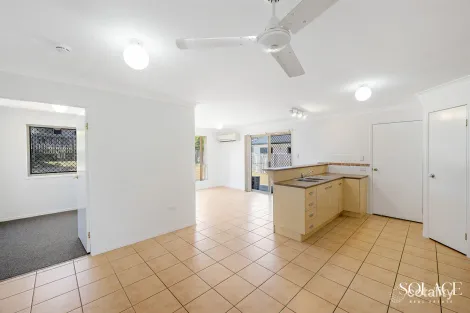 Property photo of 48 Emmadale Drive New Auckland QLD 4680