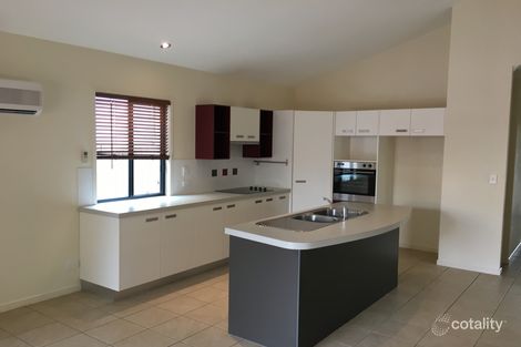 Property photo of 3 Saint Lucia Crescent Parrearra QLD 4575