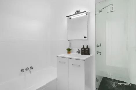 Property photo of 8 Katandra Close Avalon Beach NSW 2107