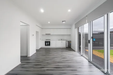 Property photo of 18 Maynard Street Angle Vale SA 5117