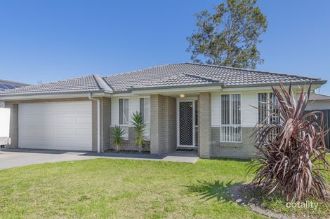 Property photo of 18 Salamander Road Wadalba NSW 2259