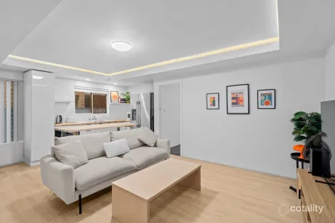 2/19 SUNSET BVD, SURFERS PARADISE, QLD 4217