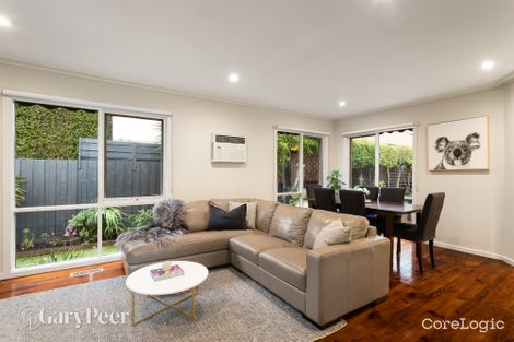 Property photo of 2/21 Gnarwyn Road Carnegie VIC 3163