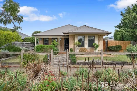 35 Bendigo Dr, Eynesbury, VIC 3338