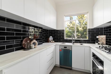 Property photo of 11/5 Lansdowne Road St Kilda East VIC 3183