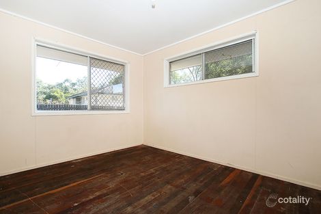 Property photo of 19 Overell Crescent Riverview QLD 4303